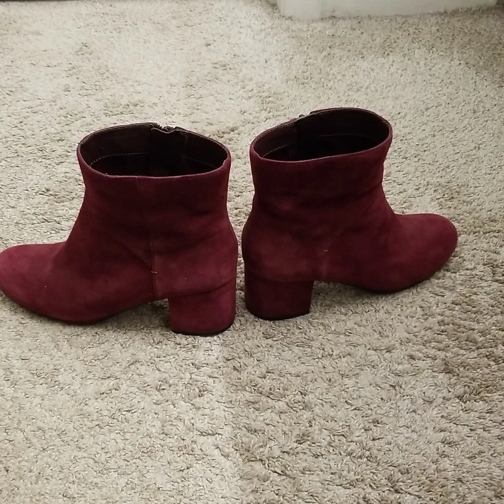 Nine West burgundy suede ankle boots - Picture 3 of 5